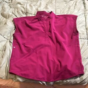 Figs Women's magenta Rafaela top